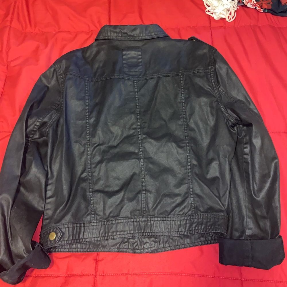 Black jacket - Picture 2 of 4